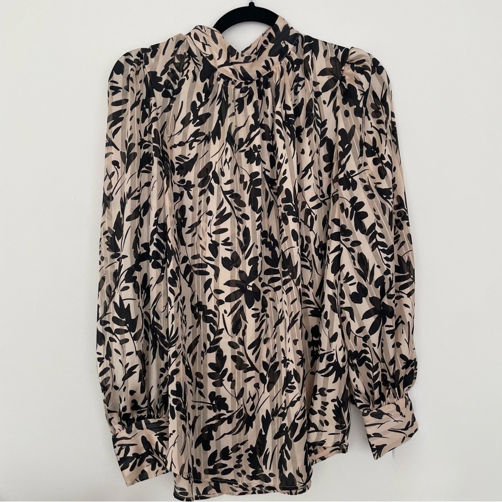H&M Patterned Blouse L
